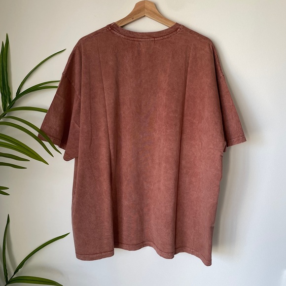 NEW Free People Daydreamer Willie Nelson
Route 66 One-Size Tee - Picture 9 of 16